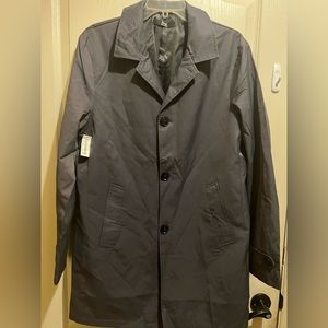find. Men's Regular Fit Mac Coat